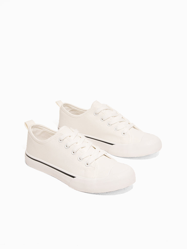 Chennai Lace up Sneakers