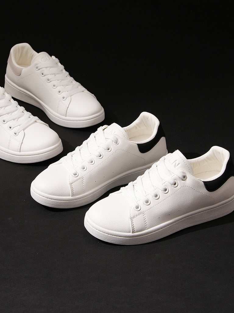 Gardena Lace up Sneakers