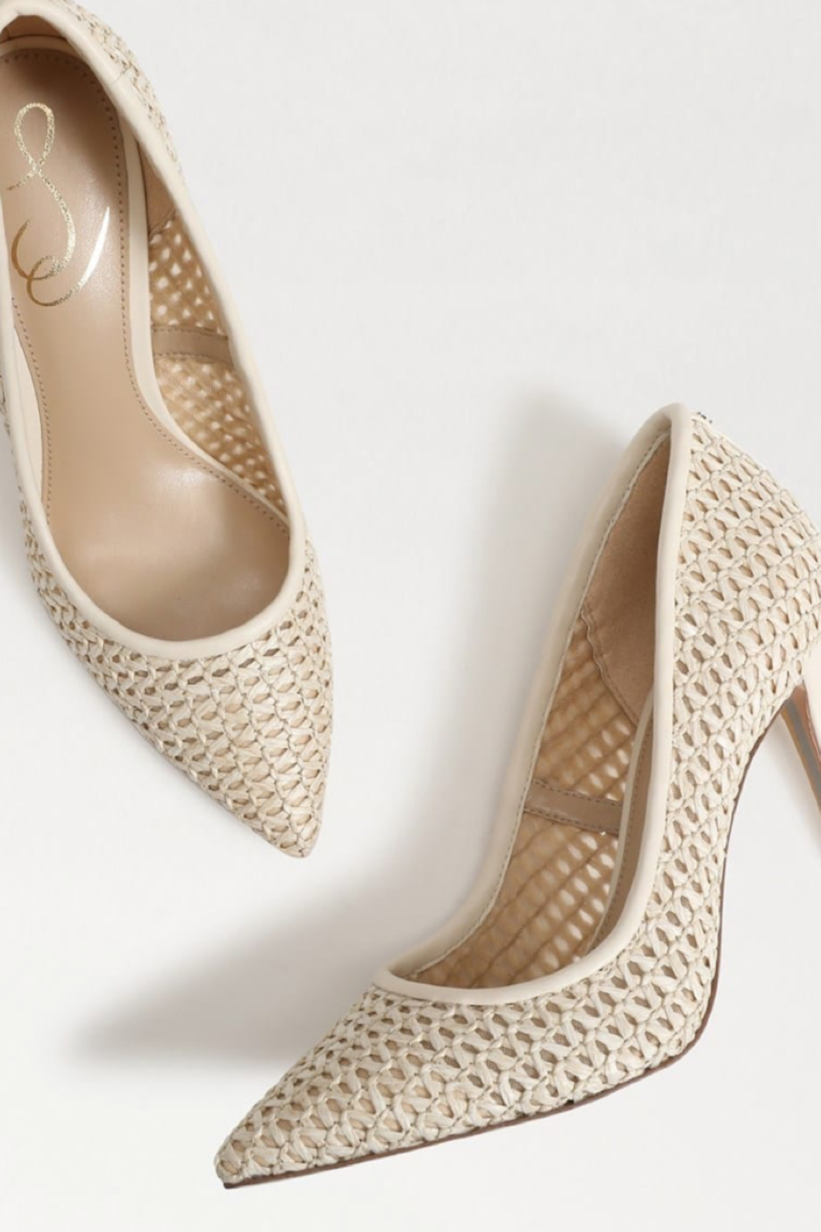 Ivory Rafia Hazel Pump