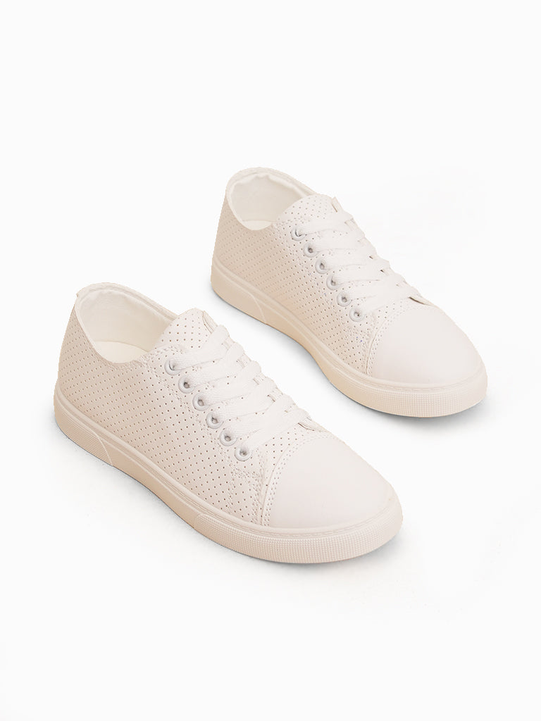 Zinia Lace-up Sneakers